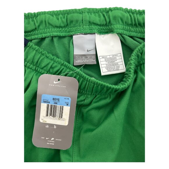 Nike Boys Active Kelly Green Athletic Shorts Size M 10-12 Polyester Lightweight - Picture 3 of 16